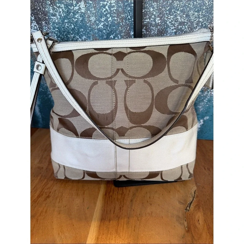 Coach Y2K 2009 Signature Stripe Canvas Hobo Bag Khaki Ivory GUC
